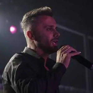 دانلود آهنگ تی روح لاله ماه قرص قمر تو هستی