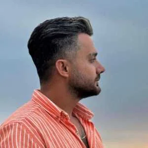 دانلود آهنگ تی رو هلال ماهه قرص قمر تو هستی ابی عالی دانلود آهنگ تی رو هلال ماهه قرص قمر تو هستی ابی عالی