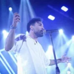 وقتی عاشق میشه آدم پر حرف میشه