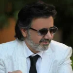 بهم بگو اصلا همه غمات یه جا چند معین