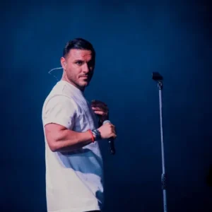 آهنگ آرمین زارعی بگو بینم