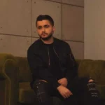 بیا تو بغل خودم هوا سرده