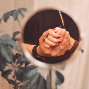 آهنگ امشب تو میایی و من بیدارم عشقم