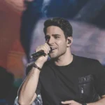 تو نبودی ببینی که غمت با من چه ها کرد