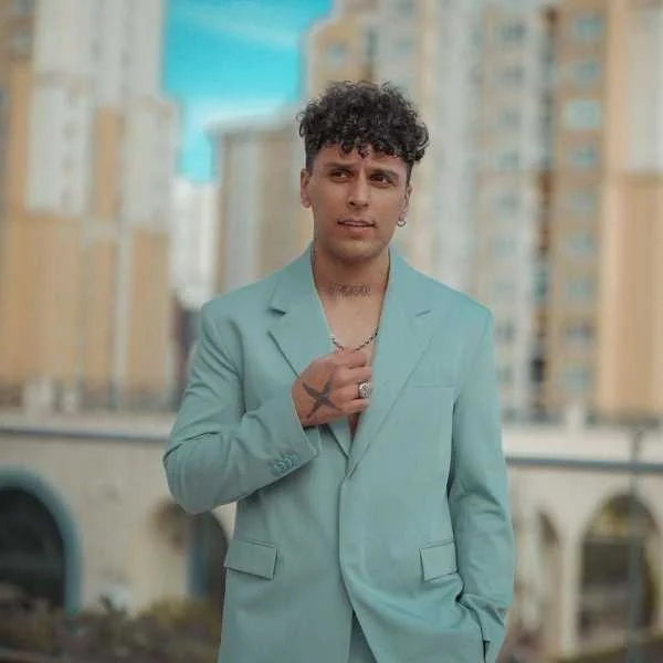 دانلود آهنگ سیام تبریزی با ابرو