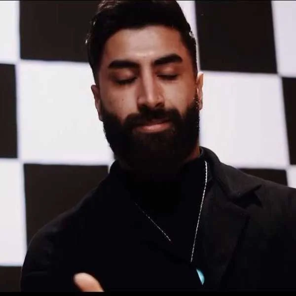 دانلود آهنگ ای دارو ندار قلب من عزیزترینی علی رمضانپور دانلود آهنگ ای دارو ندار قلب من عزیزترینی علی رمضانپور