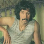 آهای آهای خوشگل چشم آبی با موی بور