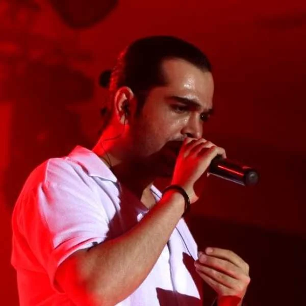 دانلود آهنگ ﺑﺎ ﺧﻨﺪه ﻫﺎت ﺳﺮ ﺑﺪه ﺗﻮ روﻳﺎ فرزاد فرخ دانلود آهنگ ﺑﺎ ﺧﻨﺪه ﻫﺎت ﺳﺮ ﺑﺪه ﺗﻮ روﻳﺎ فرزاد فرخ