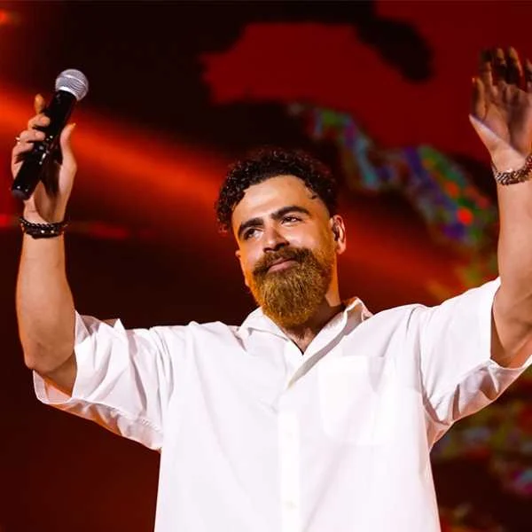 دانلود آهنگ فکر میکردم لممو بلدی حرفای توی دلمو بلدی معین زد