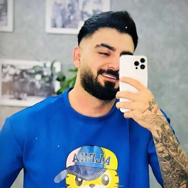 دانلود اهنگ حکم تیرمم بدن اصلا فدای چشماش ریمیکس