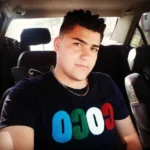 نگاه بکن به چشمام به خاطر تو خیسن