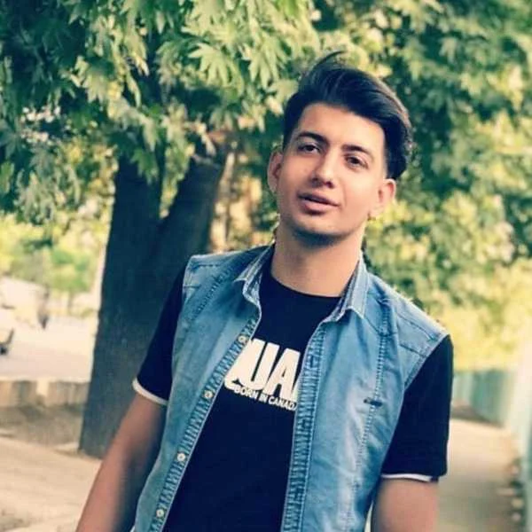 دانلود آهنگ بعد تو پناه بردم به جعبه سیگارم امیر پازل دانلود آهنگ بعد تو پناه بردم به جعبه سیگارم امیر پازل