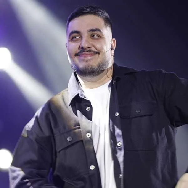 دانلود آهنگ ای وای هوایی شده این دل آرون افشار