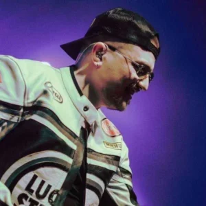 آهنگ پوبون حبیبی بیبی