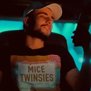 آهنگ علی حسینی دوست صمیمی