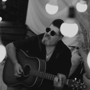 آهنگ مهدی یغمایی تحمل میکنم