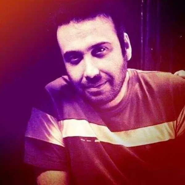 دانلود آهنگ دیوارتم مگه هی مینویسی و هی پاک میکنی محسن چاوشی