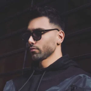 آهنگ آرن خالیه دستت