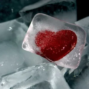 آهنگ با خیال اون چشات قدم زنون میام