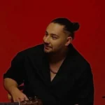 الان توی پیامای قدیمیمونم