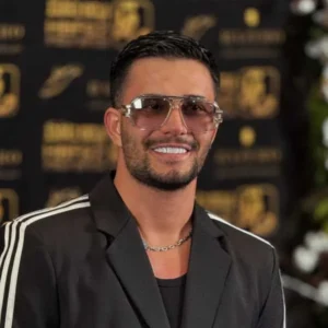 آهنگ علی حسینی قشنگه