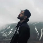 رگ خواب دلم دست هیشکی جز تو نیست که