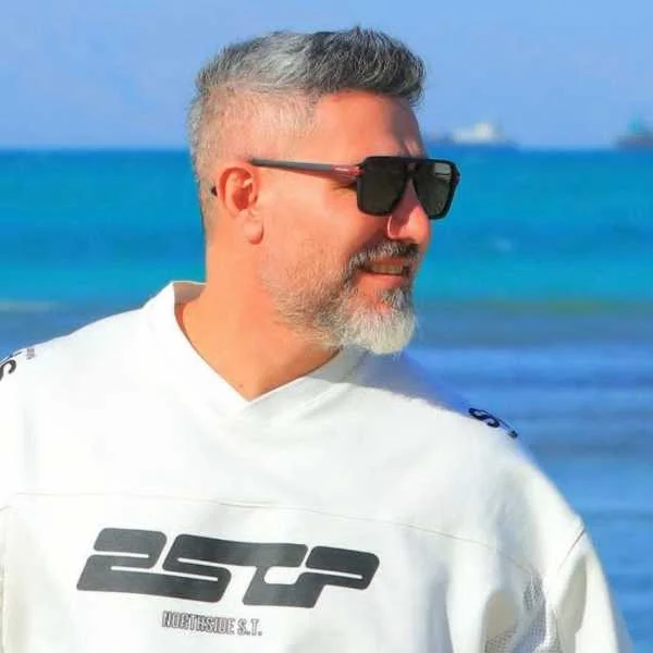 دانلود آهنگ مرتضی اشرفی عزیز جونم دانلود آهنگ مرتضی اشرفی عزیز جونم