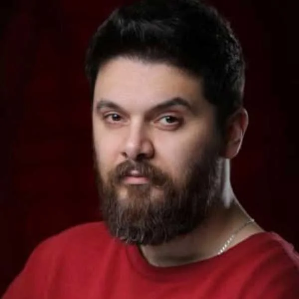 دانلود آهنگ سینا پارسیان مرد با آینه هم قهر