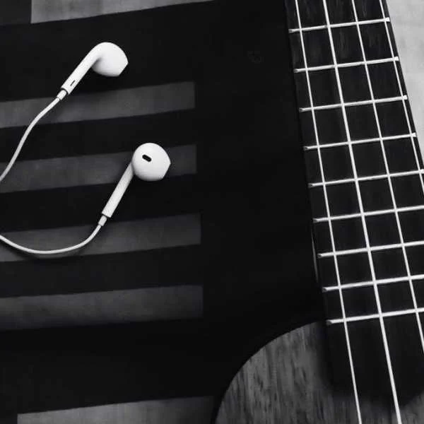 دانلود آهنگ امشو شوشه لیپک لیلی لونه