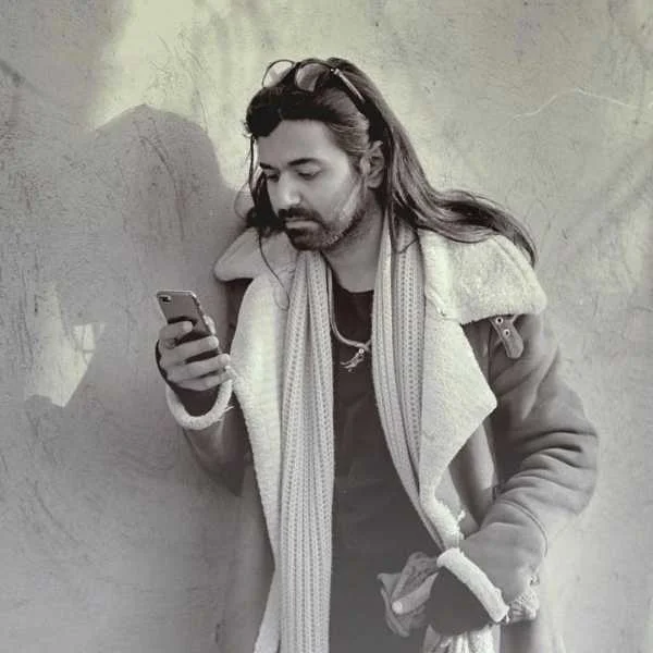 دانلود آهنگ مست شدم عاشق شدم دیوانه عاقل شدم من دانلود آهنگ مست شدم عاشق شدم دیوانه عاقل شدم من