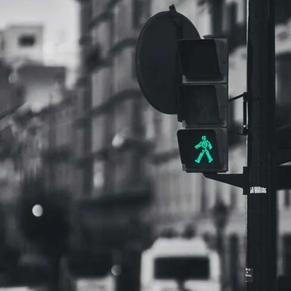 دانلود آهنگ طنابو گردنم بنداز مردن به دست تو قشنگه