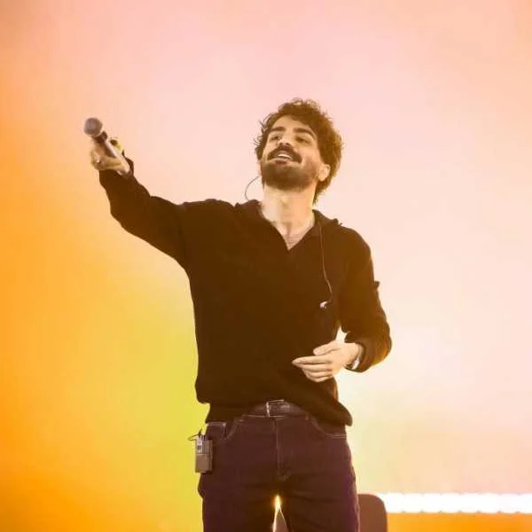 دانلود آهنگ قصه هزار و یک شب تو دلم کاشتی