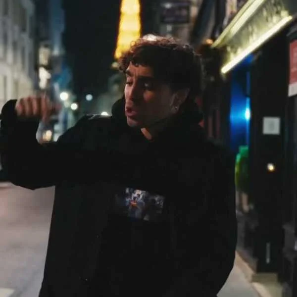 دانلود آهنگ جیدال بی معنی