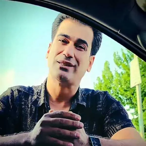 دانلود آهنگ میدونی من یه برگم رو به مرگم