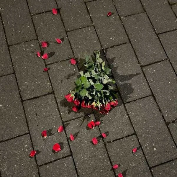 دانلود آهنگ اگه فردایی باشه من با تو میسازم دانلود آهنگ اگه فردایی باشه من با تو میسازم