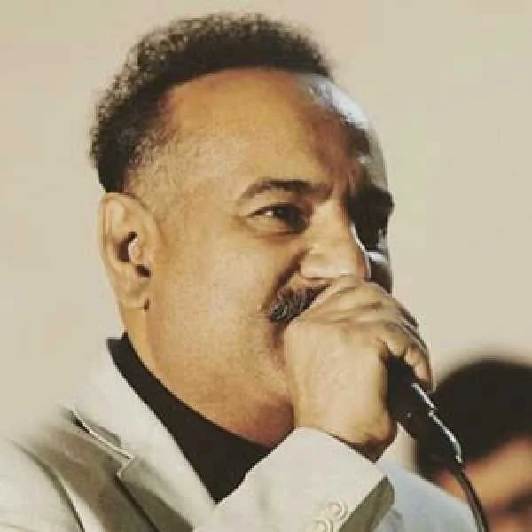 دانلود آهنگ سیا نرمه نرمه سیا توبه توبه