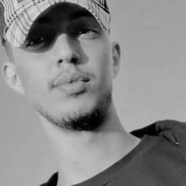 دانلود آهنگ لانگ دیستنس درسته دوریم از هم دانلود آهنگ لانگ دیستنس درسته دوریم از هم