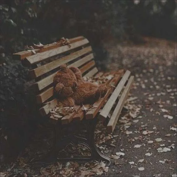 دانلود آهنگ ببین با یه اشتباه کشیدیم به ناکجا هوش مصنوعی