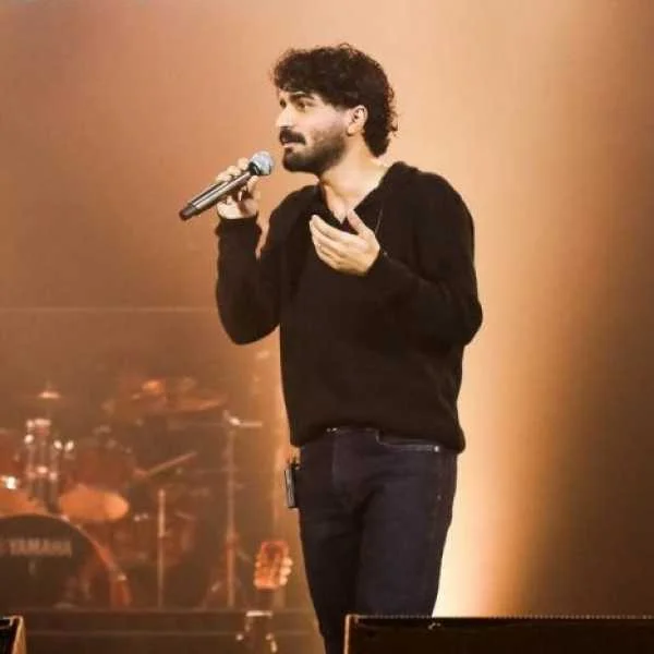 دانلود آهنگ خدایا توی دنیای بزرگت پوسیدیم که دانلود آهنگ خدایا توی دنیای بزرگت پوسیدیم که