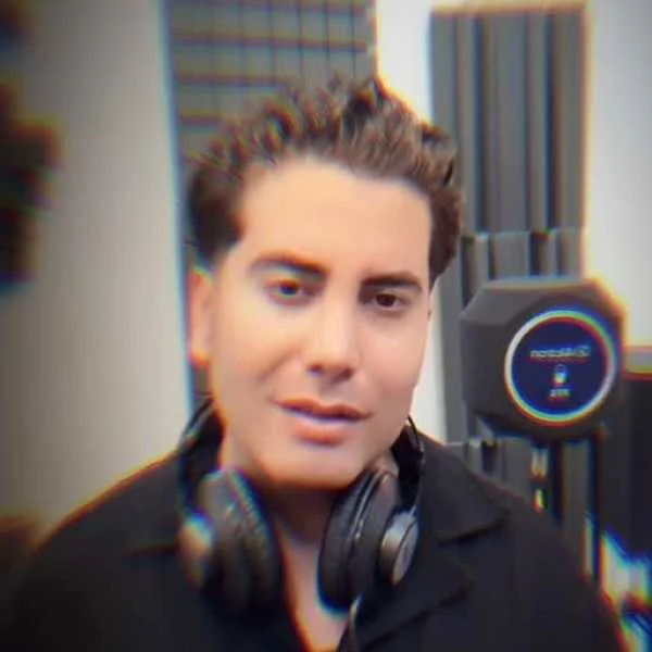 دانلود آهنگ فرشاد آزادی و آرش مستشیری دیوانه خانه