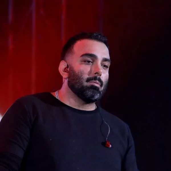 دانلود آهنگ زده بارون به اون صورت ماهت