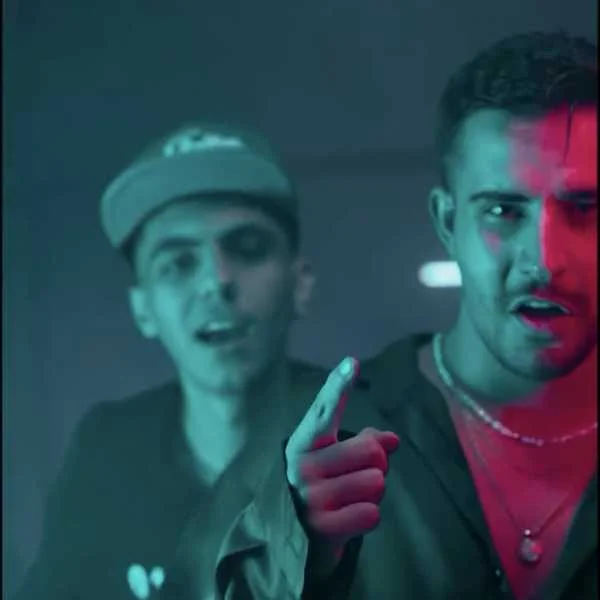 دانلود آهنگ علی حسینی و آشنا تنهاتری