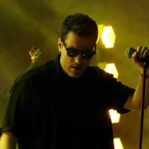 آهنگ مشکل اینه که تا خودم نبینم باورم نمیشه