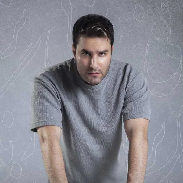 دانلود آهنگ مهدی احمدوند زنگ بزنی دانلود آهنگ مهدی احمدوند زنگ بزنی