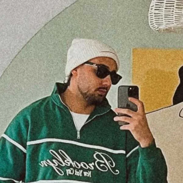 دانلود آهنگ تو قلبم یه جایی واست امنه همیشه