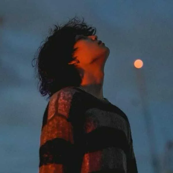 دانلود آهنگ زیر رگبار نگاهت دلم انگار زیر و رو شد دانلود آهنگ زیر رگبار نگاهت دلم انگار زیر و رو شد