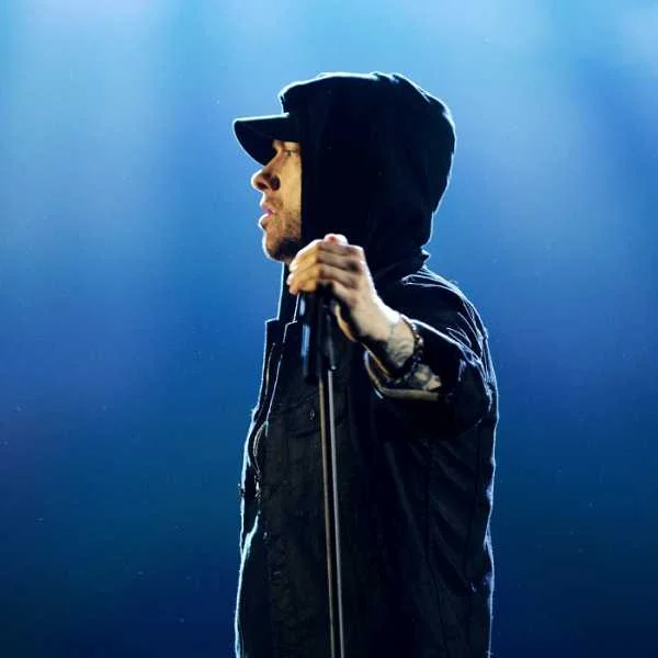 دانلود آهنگ lose yourself