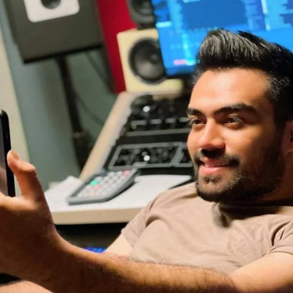 دانلود آهنگ مهربانم جانم نبضم ضربانم دانلود آهنگ مهربانم جانم نبضم ضربانم