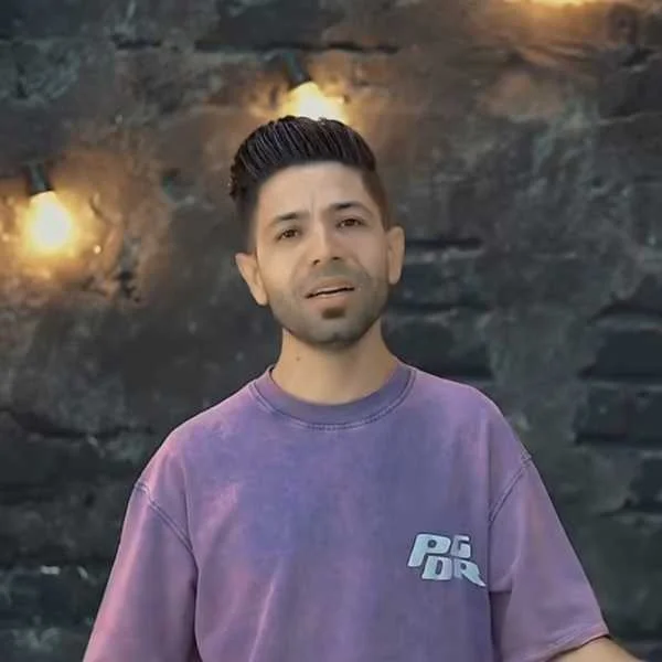 دانلود آهنگ آخه بمیری آسمان عشقم و مه نامحرمه دانلود آهنگ آخه بمیری آسمان عشقم و مه نامحرمه