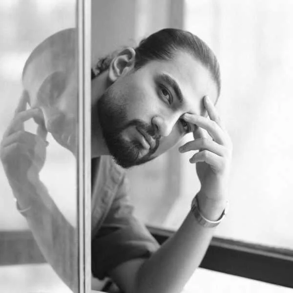 دانلود آهنگ تو چرا واسه من خاطره شی دانلود آهنگ تو چرا واسه من خاطره شی